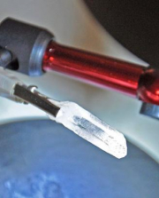 «Кристаллы в царстве минералов» и их секреты в пересказе Владимира Вдовина