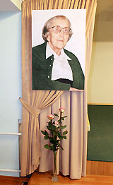 Репортаж с празднования 4 мая – дня рождения Н.Д. Спириной, Дня рериховской поэзии 