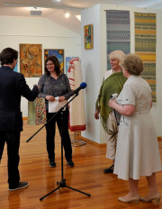 «Людей неталантливых нет».﻿ Открытие выставки Н.Н. Попович и Ю. Майдан